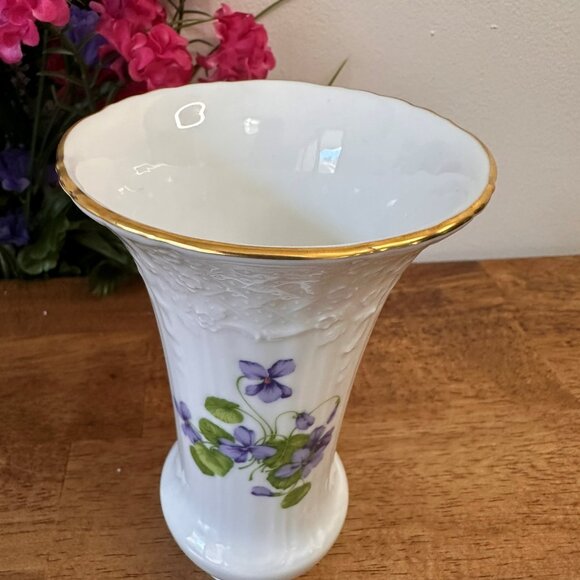 Kaiser West Germany Viola Porcelain Vase Purple Violets Embossed Floral Gold Rim - Picture 3 of 6